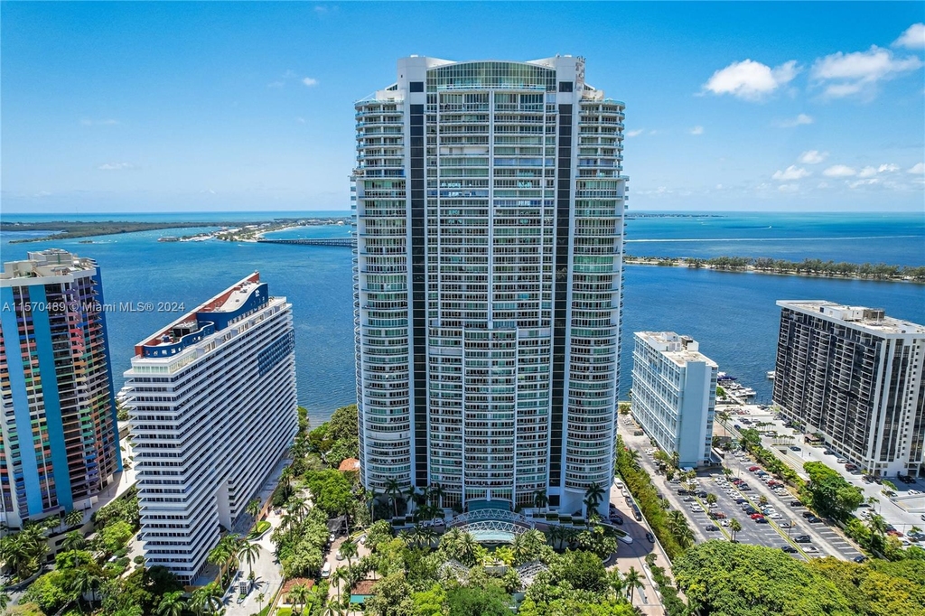 1643 Brickell Ave - Photo 35