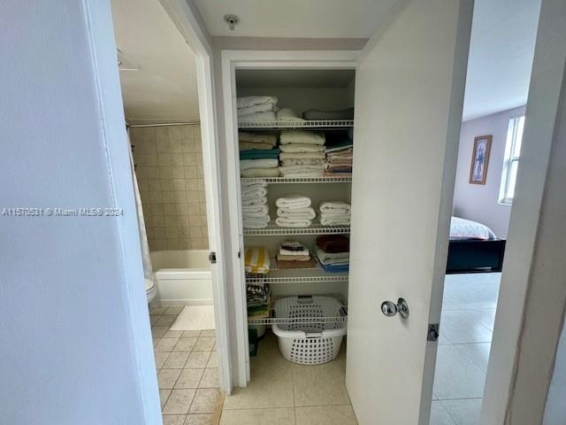 9195 Collins Ave - Photo 17