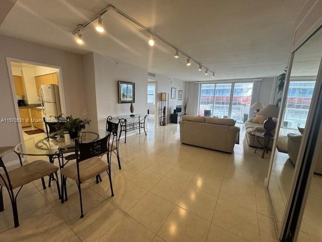 9195 Collins Ave - Photo 3