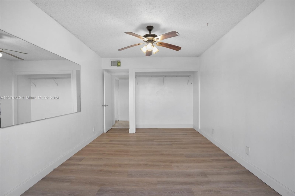 3301 Spanish Moss Ter - Photo 15