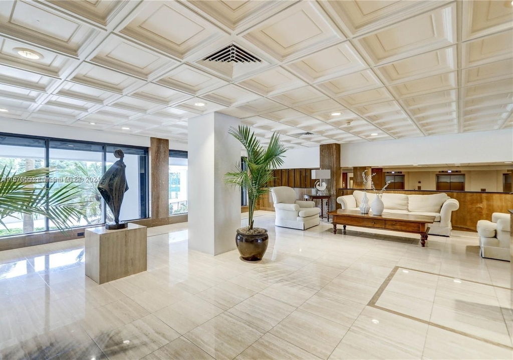 2333 Brickell Ave - Photo 8