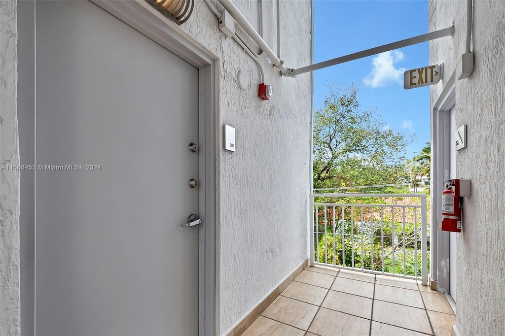 1528 Brickell Ave - Photo 19