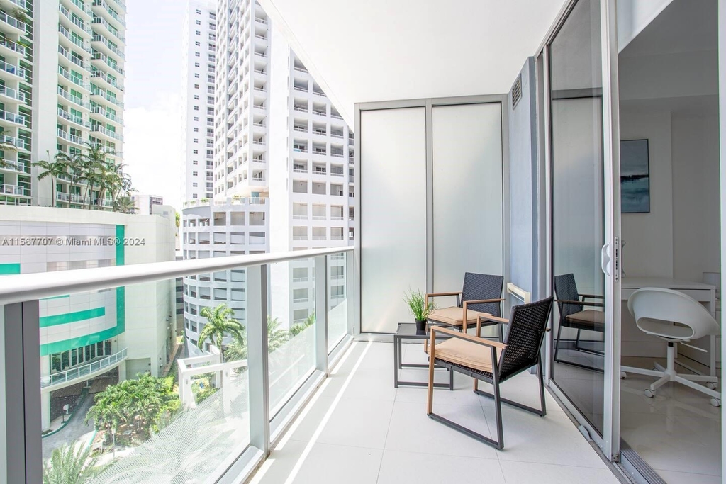 1300 Brickell Bay Dr - Photo 12