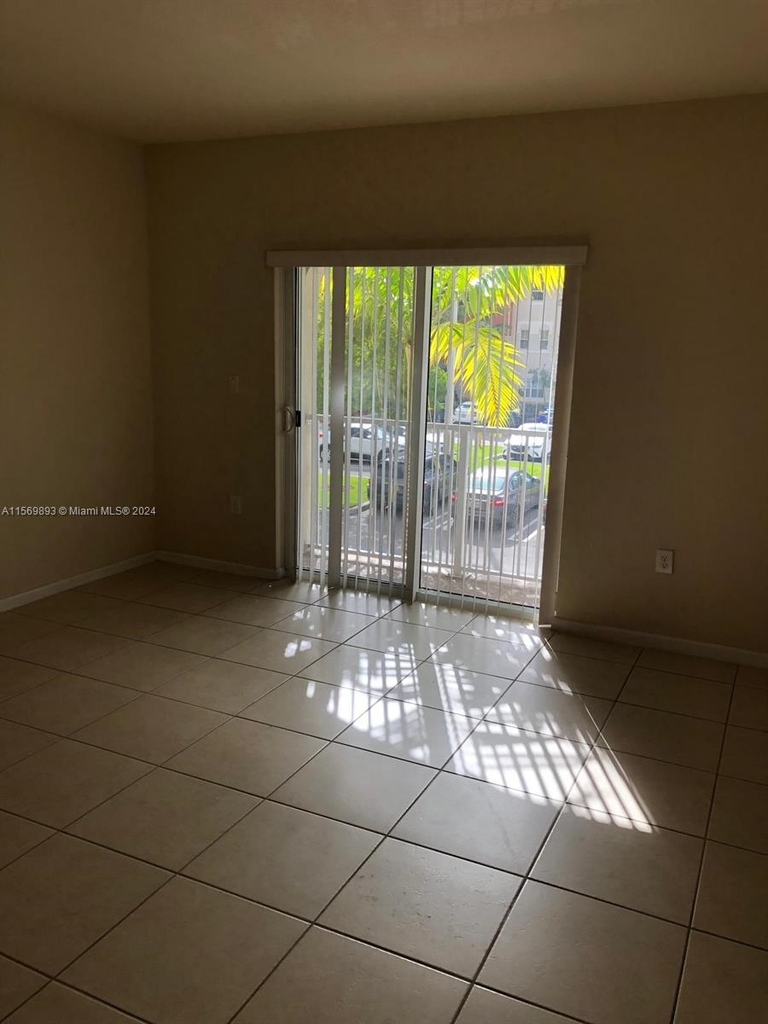 8620 Nw 97th Ave - Photo 37