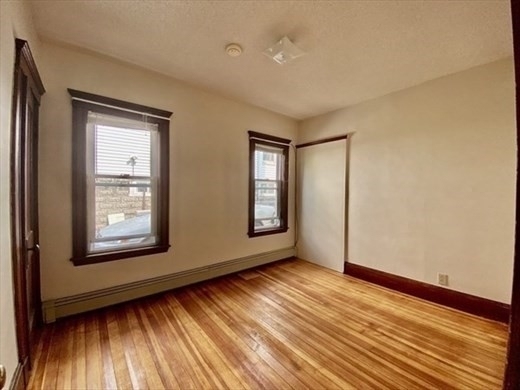 64 Porter St. - Photo 4