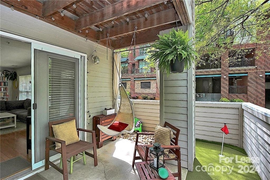 1140 W 1st Street - Photo 15