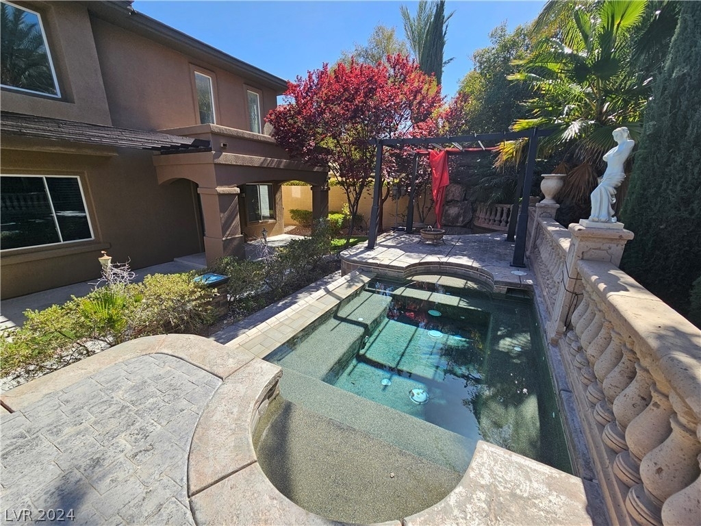 11388 Vernazza Court - Photo 24