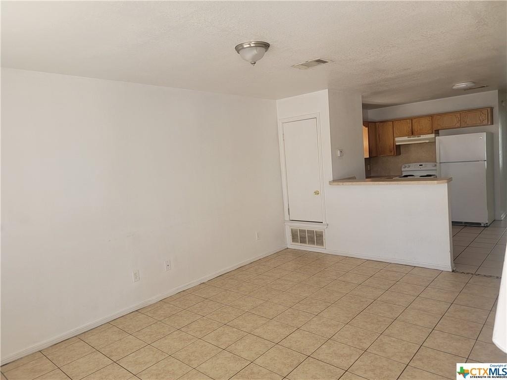 807 Leifester Circle - Photo 2