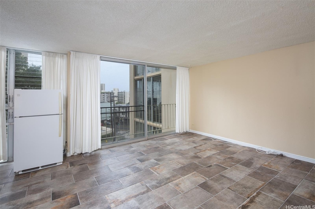 1702 Kewalo Street - Photo 2