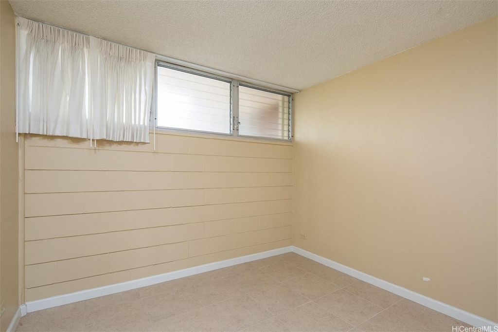 1702 Kewalo Street - Photo 6