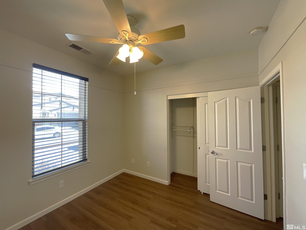 420 Alysheba Court - Photo 8