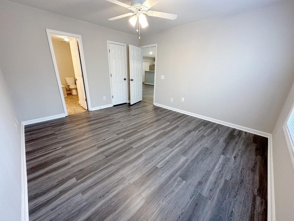 5100 Rina Court - Photo 12