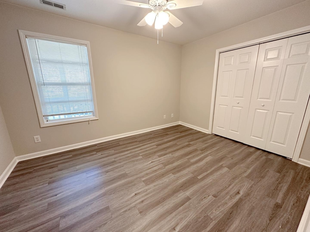 5100 Rina Court - Photo 18