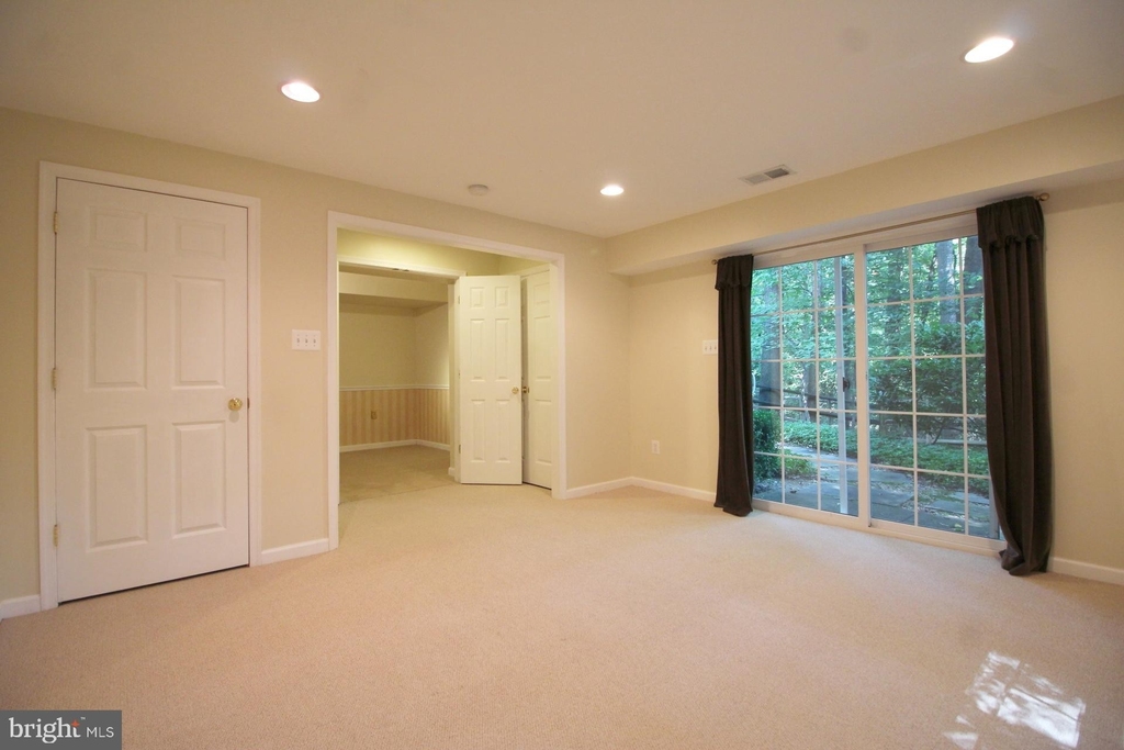 1649 Bennington Hollow Lane - Photo 24