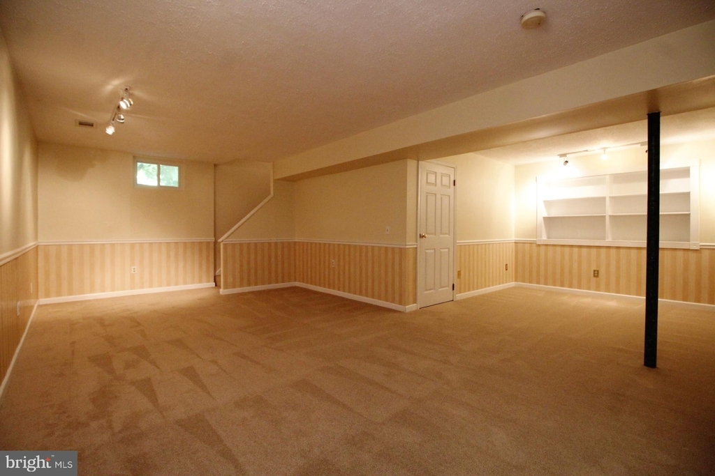 1649 Bennington Hollow Lane - Photo 22