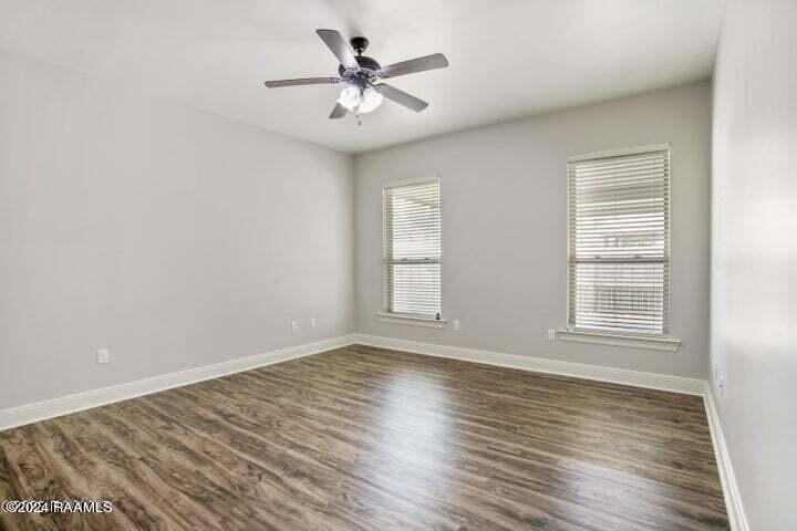 137 Village View Drive - Photo 10