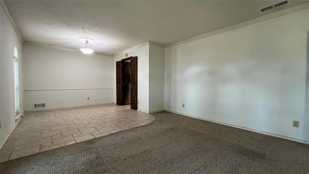 1305 Guildford Street - Photo 2