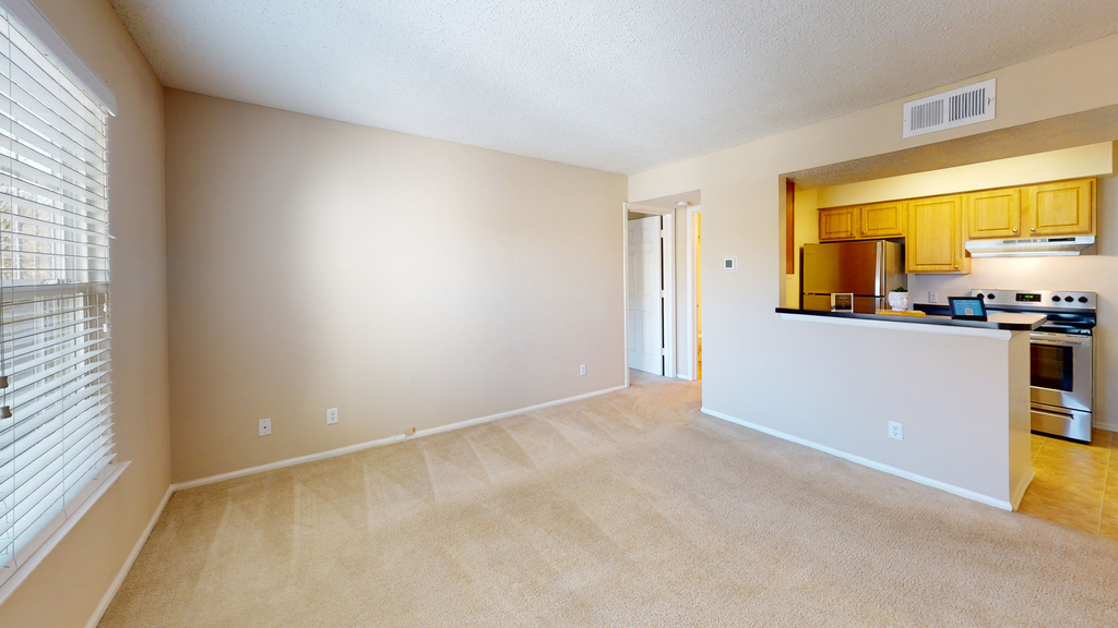 12280 Creekview Circle - Photo 2