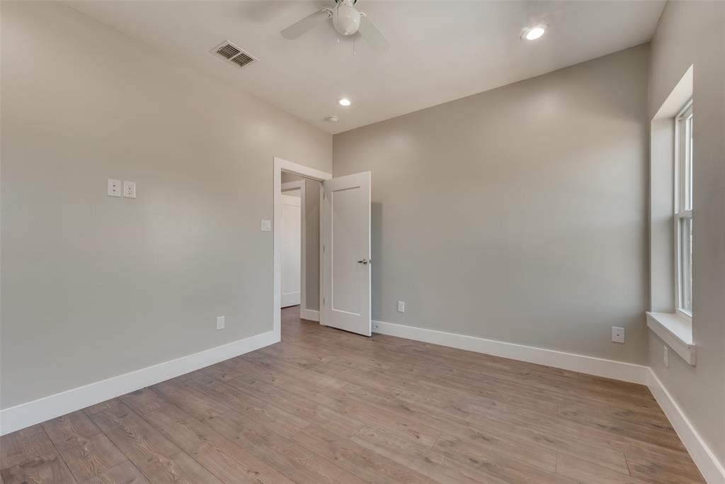 3609 Navaro Street - Photo 15