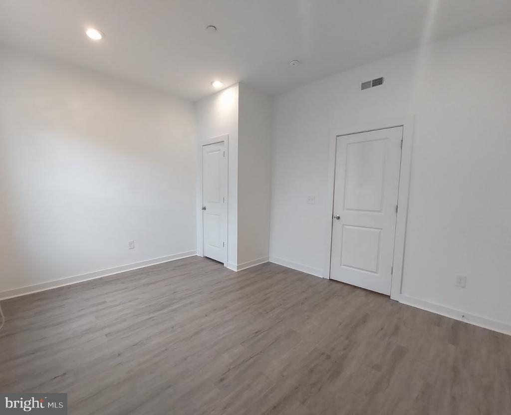 6109 Market St - Photo 5