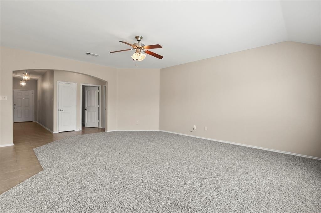 1703 Twin Hills Way - Photo 4