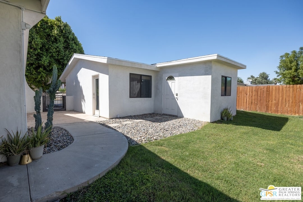 43740 Acacia Dr - Photo 22