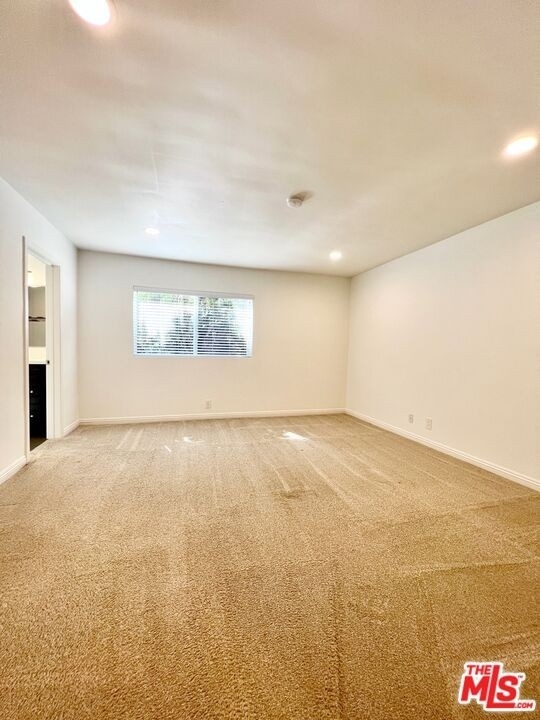 1122 10th St - Photo 11