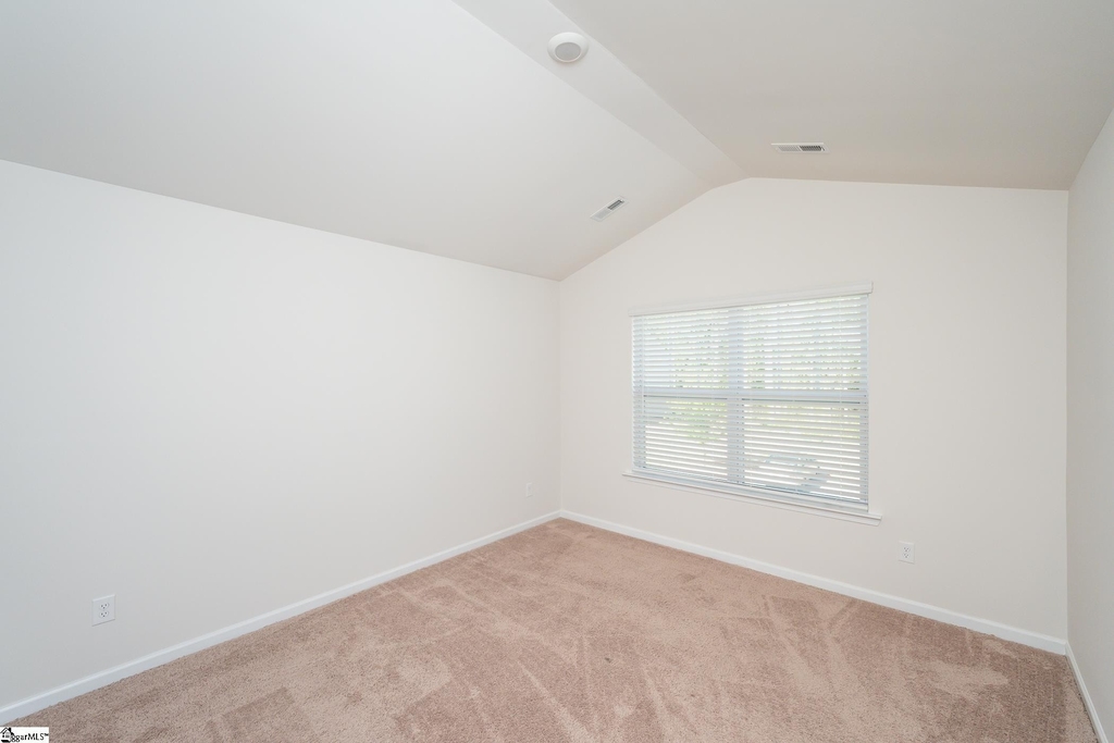 1560 Katherine Court - Photo 20