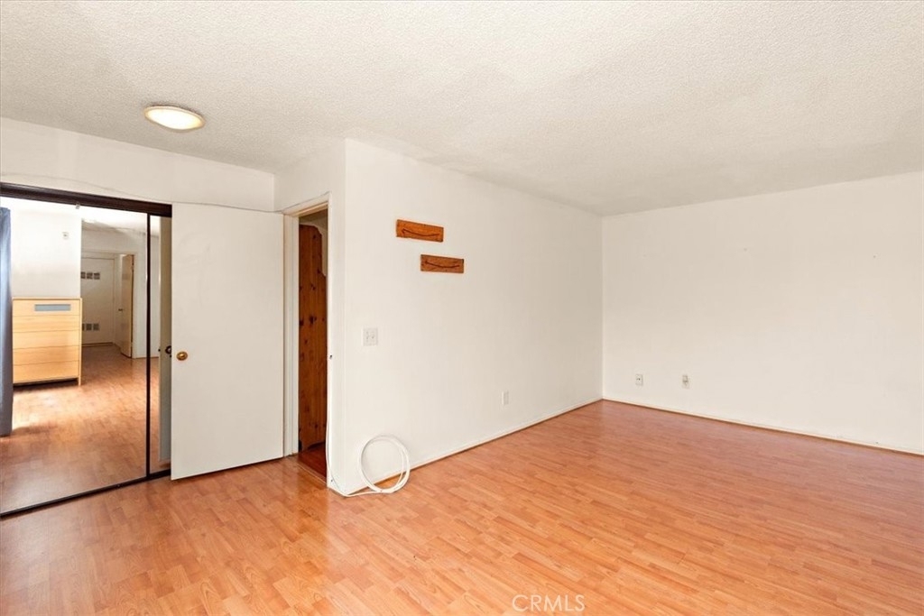 12600 Euclid Street - Photo 17