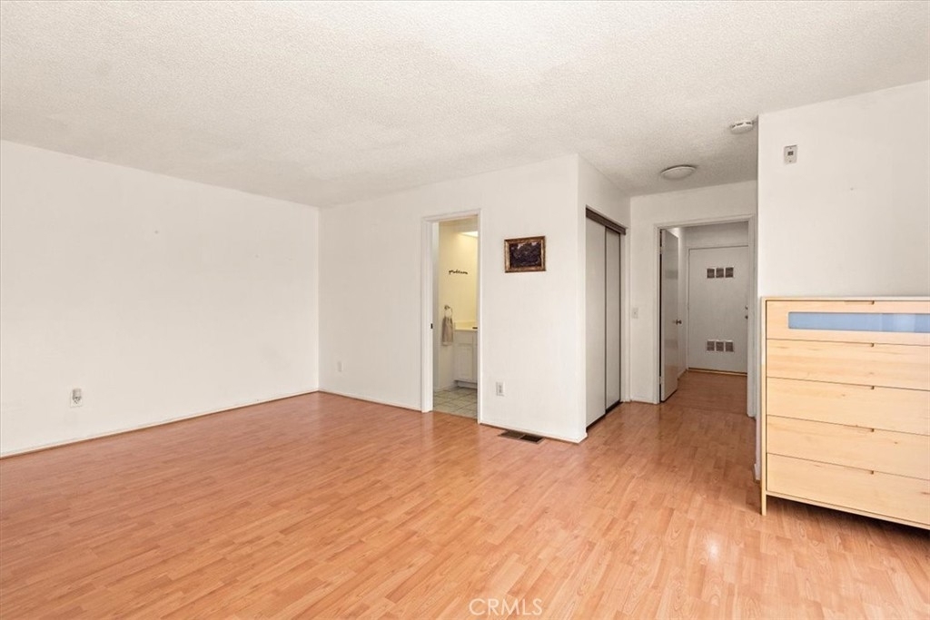 12600 Euclid Street - Photo 18