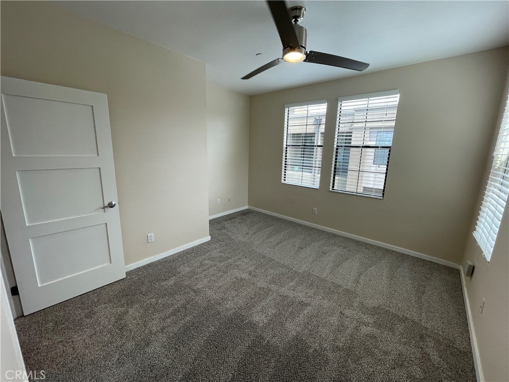 501 W Maple Avenue - Photo 34