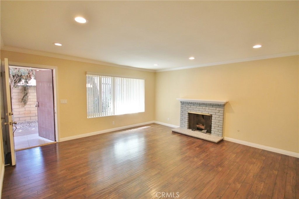 1005 S Olive Avenue - Photo 3