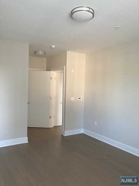 461 Palisades Boulevard - Photo 11