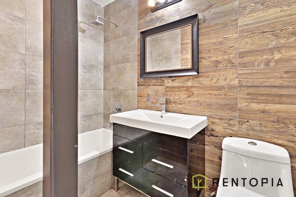 753 Lexington Avenue - Photo 11