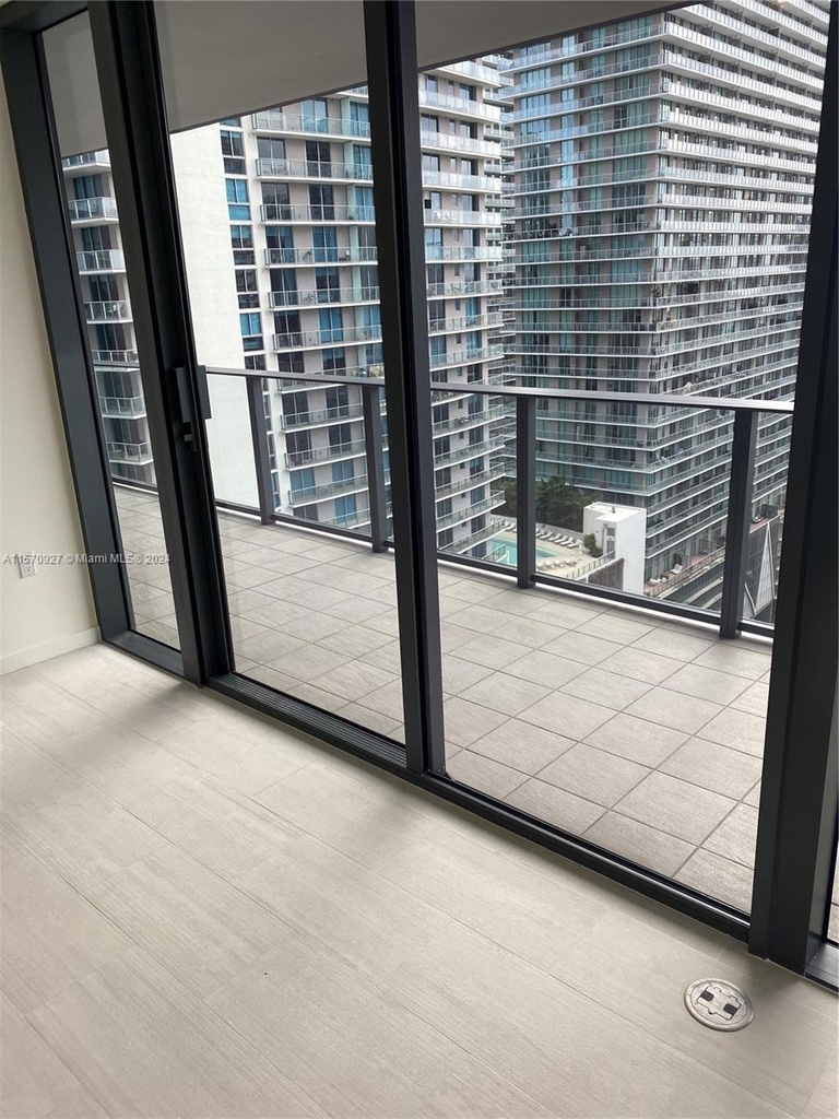 1000 Brickell Plaza - Photo 24