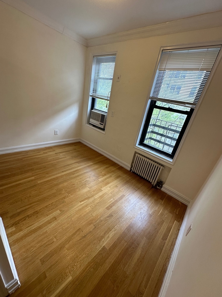 226 East 74th Street - Photo 6