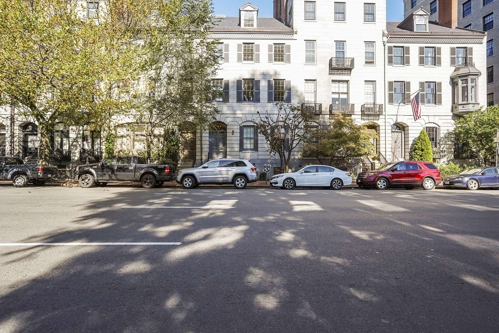 72 Beacon Street - Photo 17