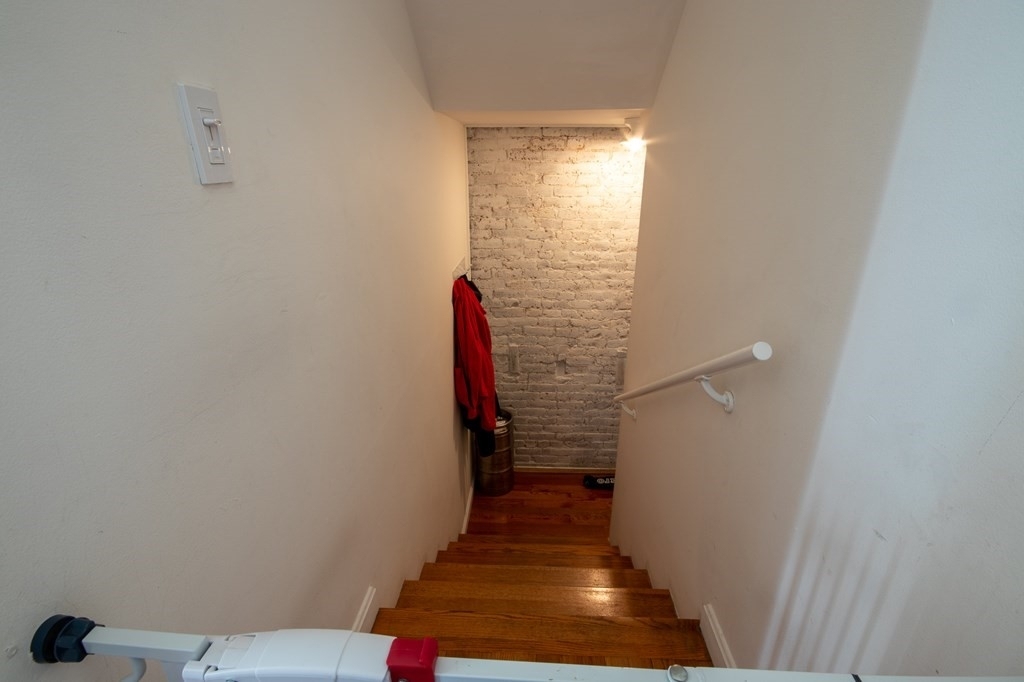 15 Highland Park Street - Photo 6