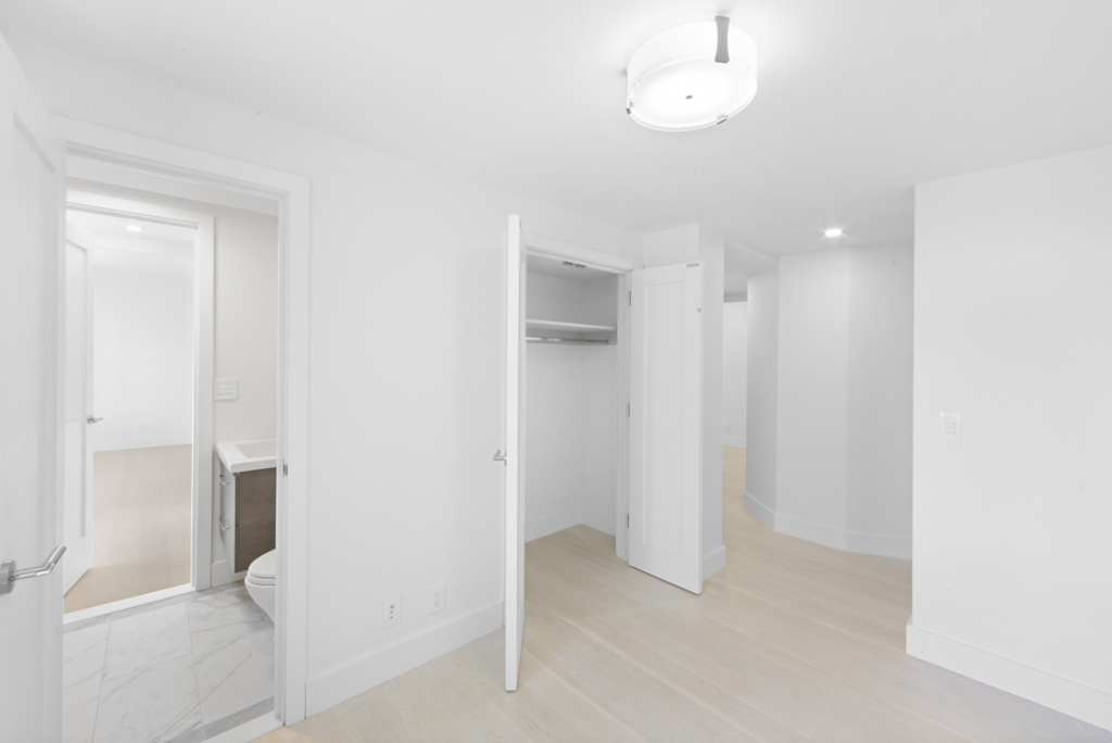 920 Park Avenue - Photo 14