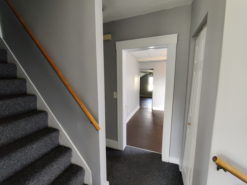 520 Winthrop Avenue - Photo 6