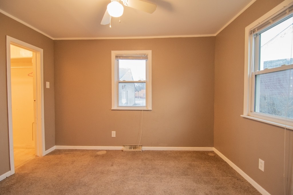 603 Greenbay Avenue - Photo 6