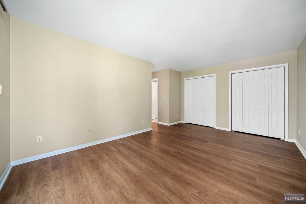 1483 John Street - Photo 12