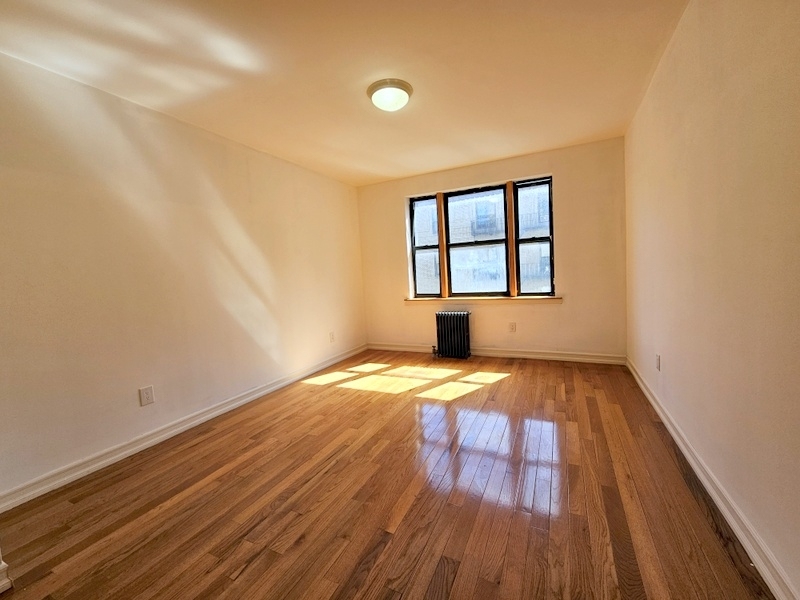 715 West 172nd Street - Photo 6