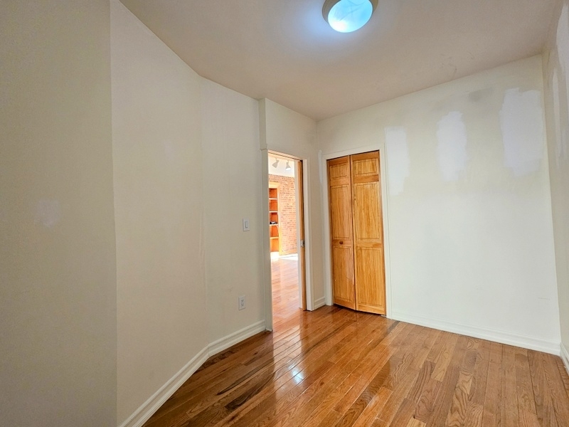 715 West 172nd Street - Photo 12