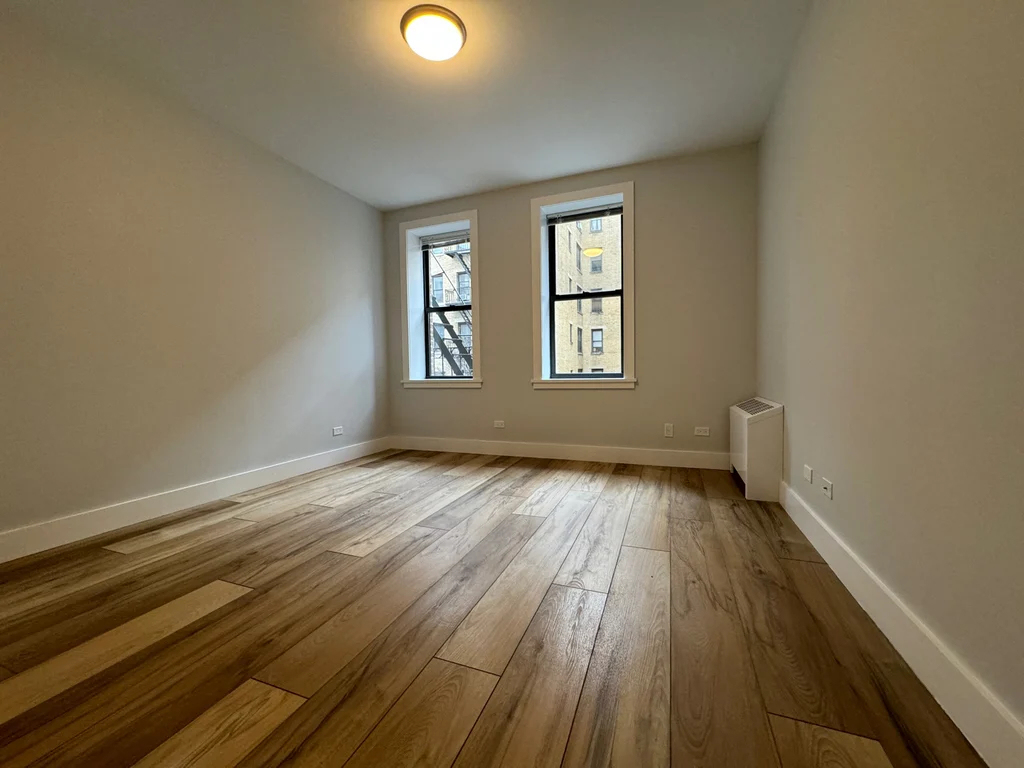 628 West 151st Street - Photo 3