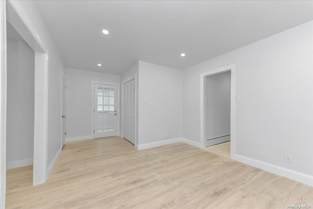 129-14 135th Avenue - Photo 3