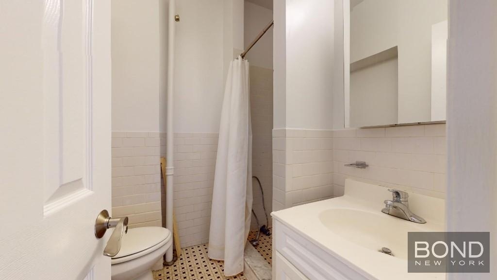 53 West 72nd Street - Photo 2