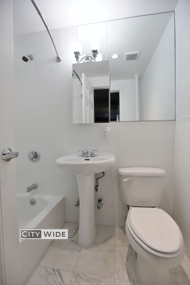 307 Mott Street - Photo 5