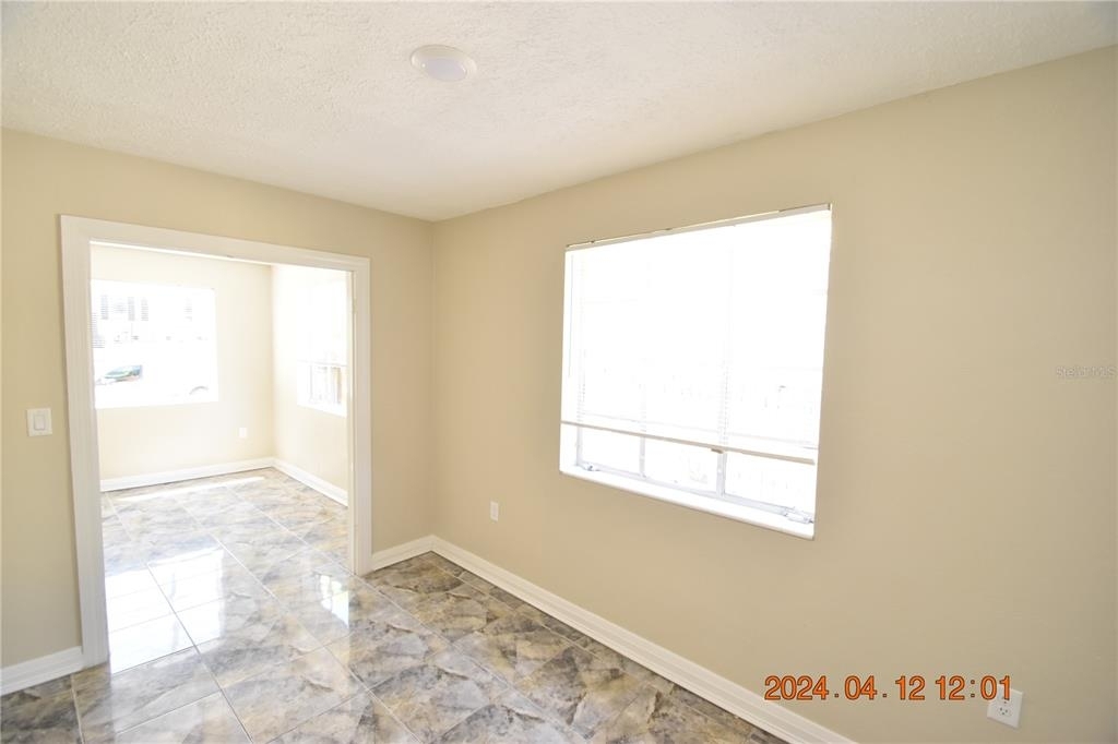 1220 E Crenshaw Street - Photo 6