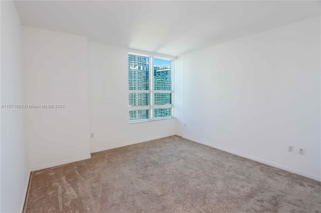 951 Brickell Ave - Photo 11